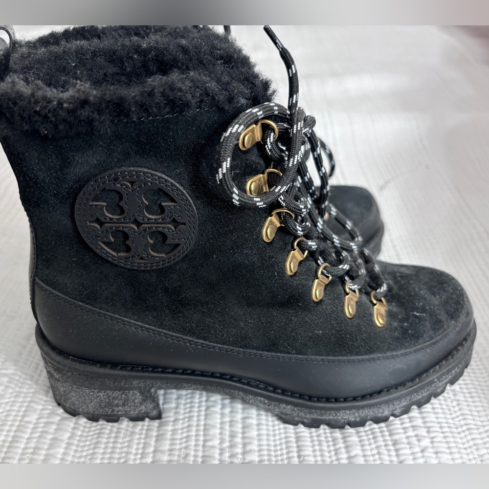Tory Burch Thea Lug Sole Boot 7.5